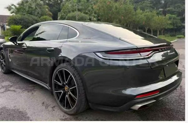 Porsche Panamera Extended Edition 2.9T 4WD 2022 Rear View