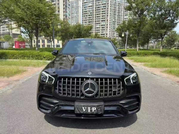 Mercedes-Benz AMG GLE 53 4MATIC Front View