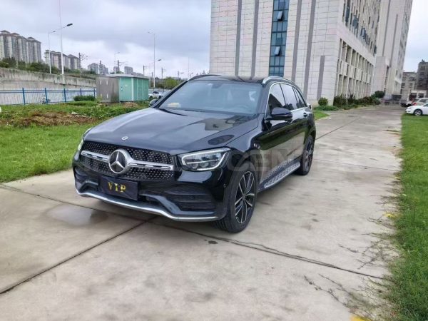 Mercedes-Benz GLC260L Facelift 4MATIC Luxury Edition Side View