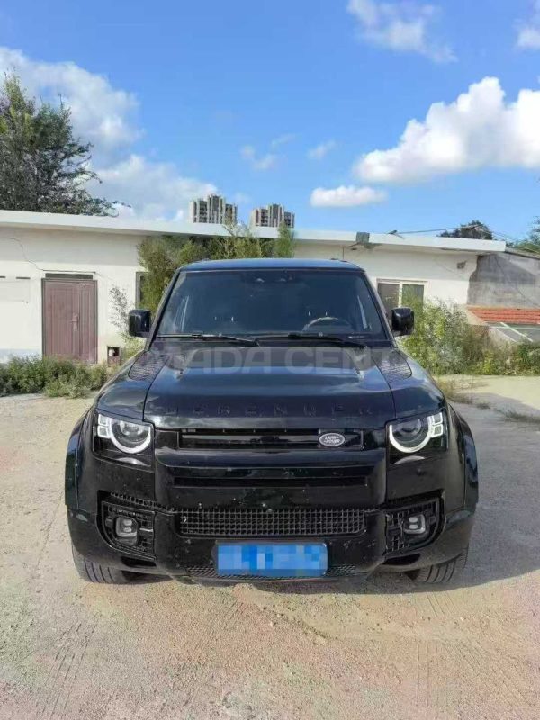 Land Rover Defender 3.0T 4WD 2021 Front View