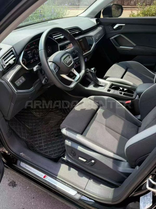 Audi Q3 1.4T 150HP 2023 Interior