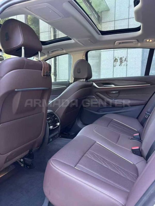 BMW 530Li xDrive 2023, детали кузова