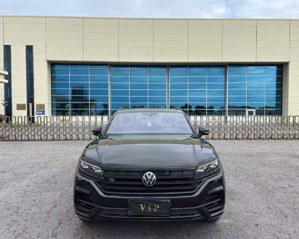 Volkswagen Touareg 3.0T 4WD 2021 Front View