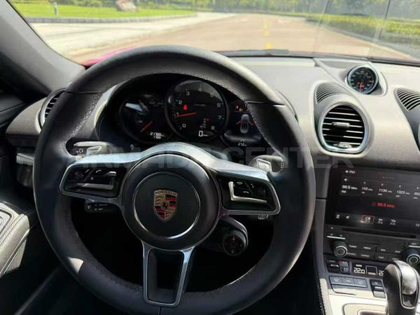 Porsche 718 Boxster 2.0T 2023 Detail View
