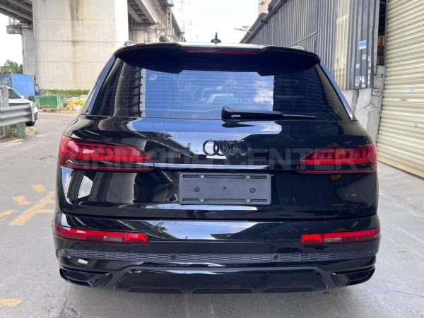 Audi Q7 55TFSI Quattro S line Sports 2022 Interior