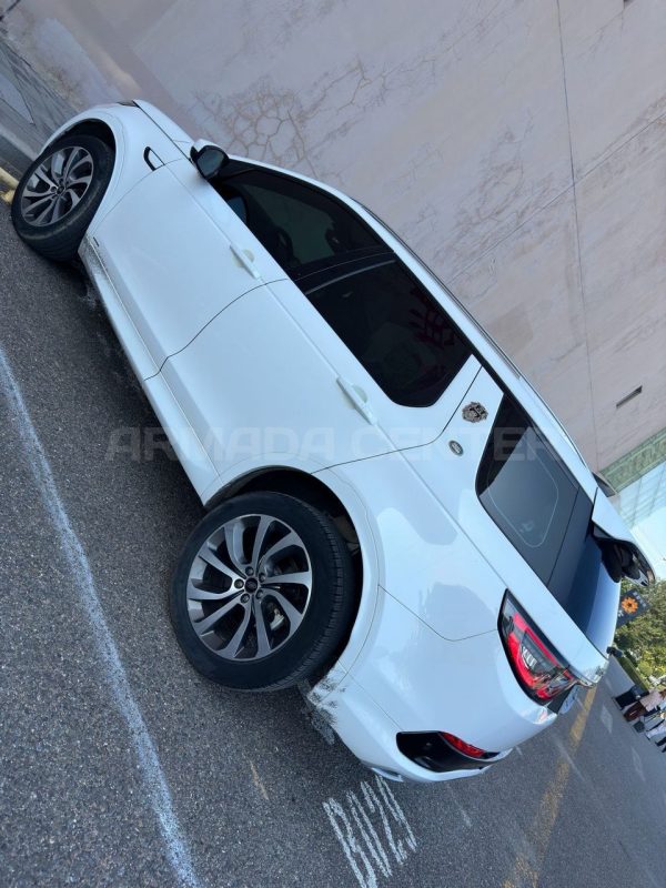 Land Rover Discovery Sport 2.0T 2022, детали