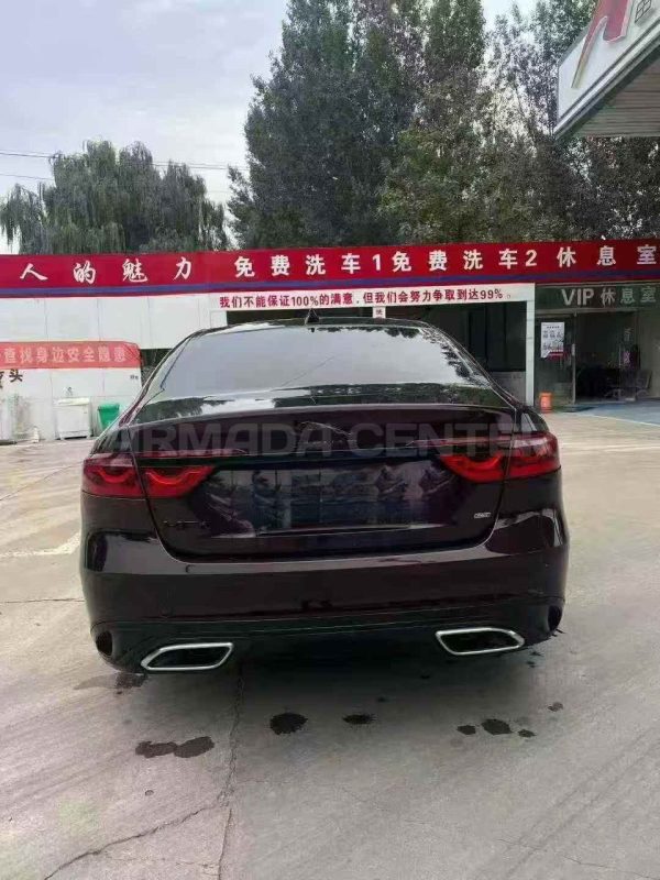 Jaguar XFL Premium Edition 2.0T 4WD 2021 Interior