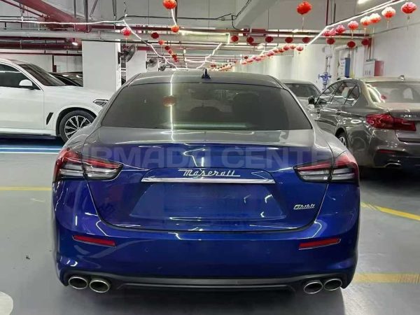 Maserati Ghibli 2.0T 330 л.с. 2021 Front View