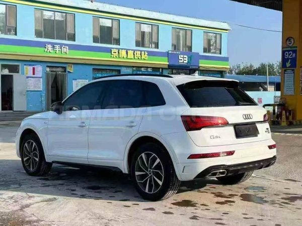 Audi Q5L Sportback 2.0T 4WD 2023 Rear View