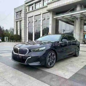 BMW 525Li M Sport Package 2.0T 190 л.с. 2025