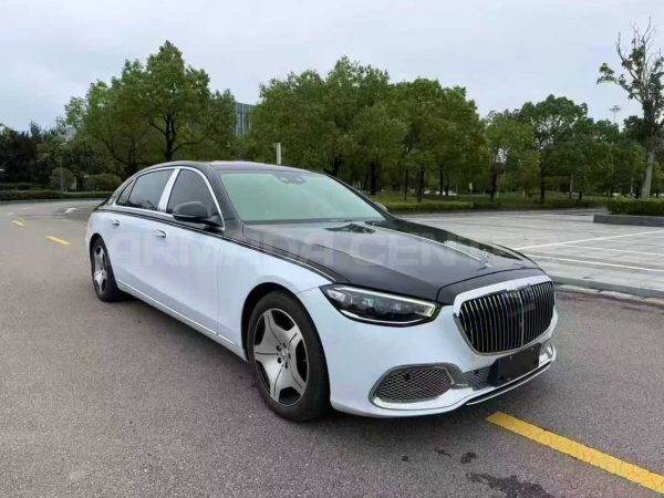 Mercedes-Benz MAYBACH S480 4МATIC 2021 Side View