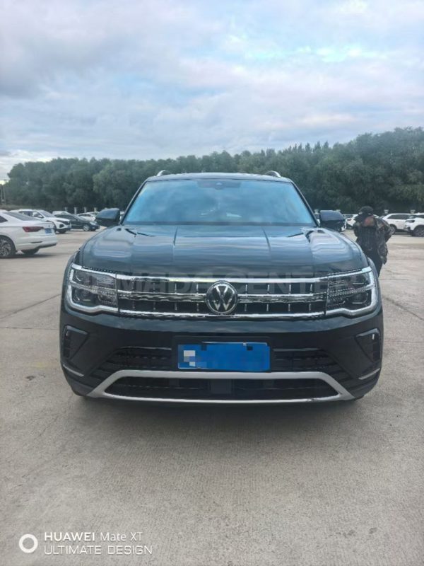 Volkswagen Teramont 380TSI 4WD Luxury Edition Front View