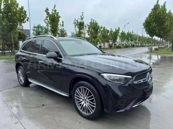 Mercedes-Benz GLC300L 2.0T 4WD 2023 Side View