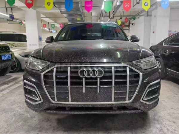 Audi Q5L 2.0T 4WD 2022 Front View
