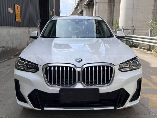 BMW X3 xDrive 25i 2.0T 184 л.с. 4WD Side View