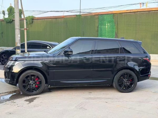 Land Rover Range Rover Sport HST 3.0T 400 л.с. 2021, передок