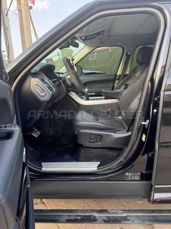 Land Rover Range Rover Sport HST 3.0T 400 л.с. 2021, задняя часть