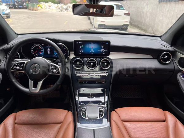 Mercedes-Benz GLC260L Coupe 4MATIC 2021 Rear View