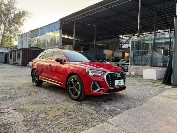 Audi Q3 35TFSI Fashion Dynamic Edition 2021, красный