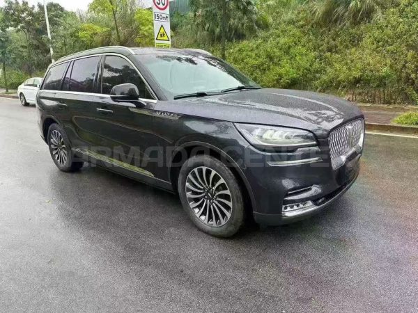Lincoln Aviator 3.0T 4WD 2021 Side View