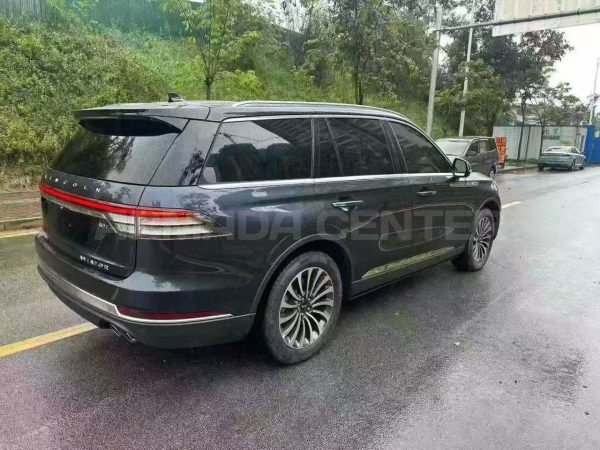 Lincoln Aviator 3.0T 4WD 2021 Rear View
