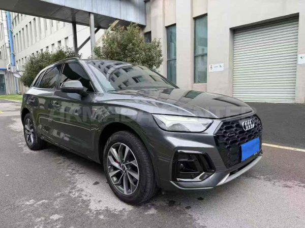Audi Q5L 40T Luxury Dynamic Edition 2024 Side View