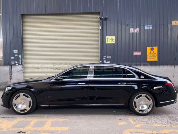 Mercedes-Benz Maybach S480 4MATIC 2021 Side View