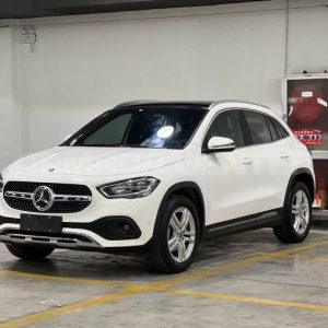 Mercedes Benz GLA 180 2021