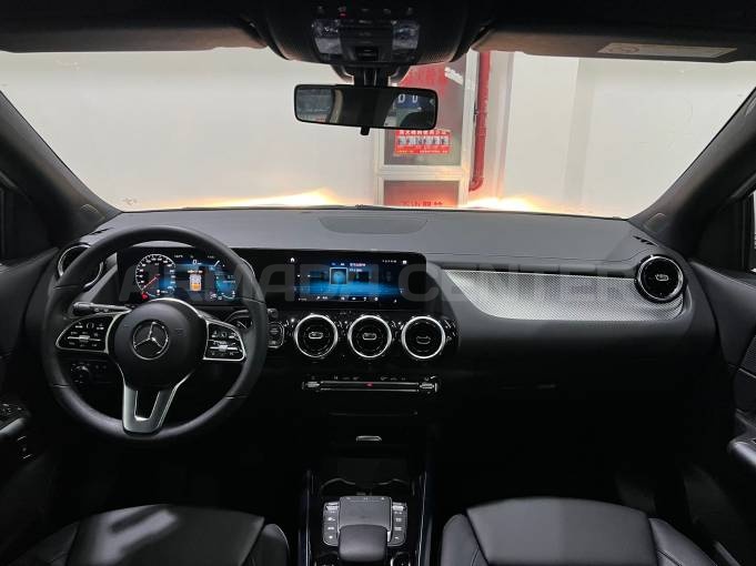 Mercedes Benz GLA 180 2021 Extra