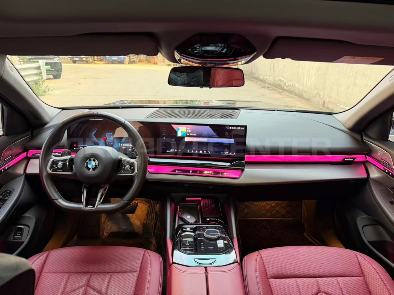 BMW 530Li Premium M Sport Suite 2024 Interior