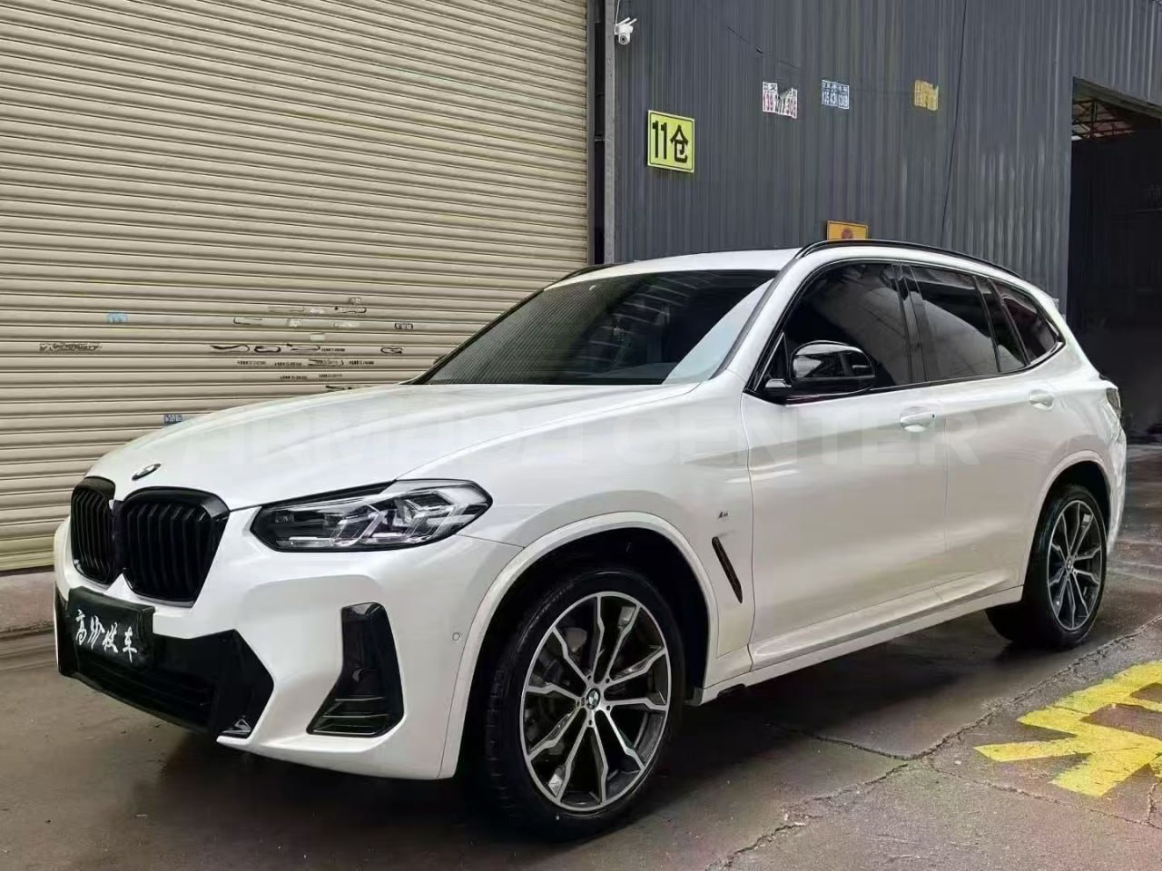 BMW X3 xDrive 30i Luxury Edition M Night Package 2023 Side View