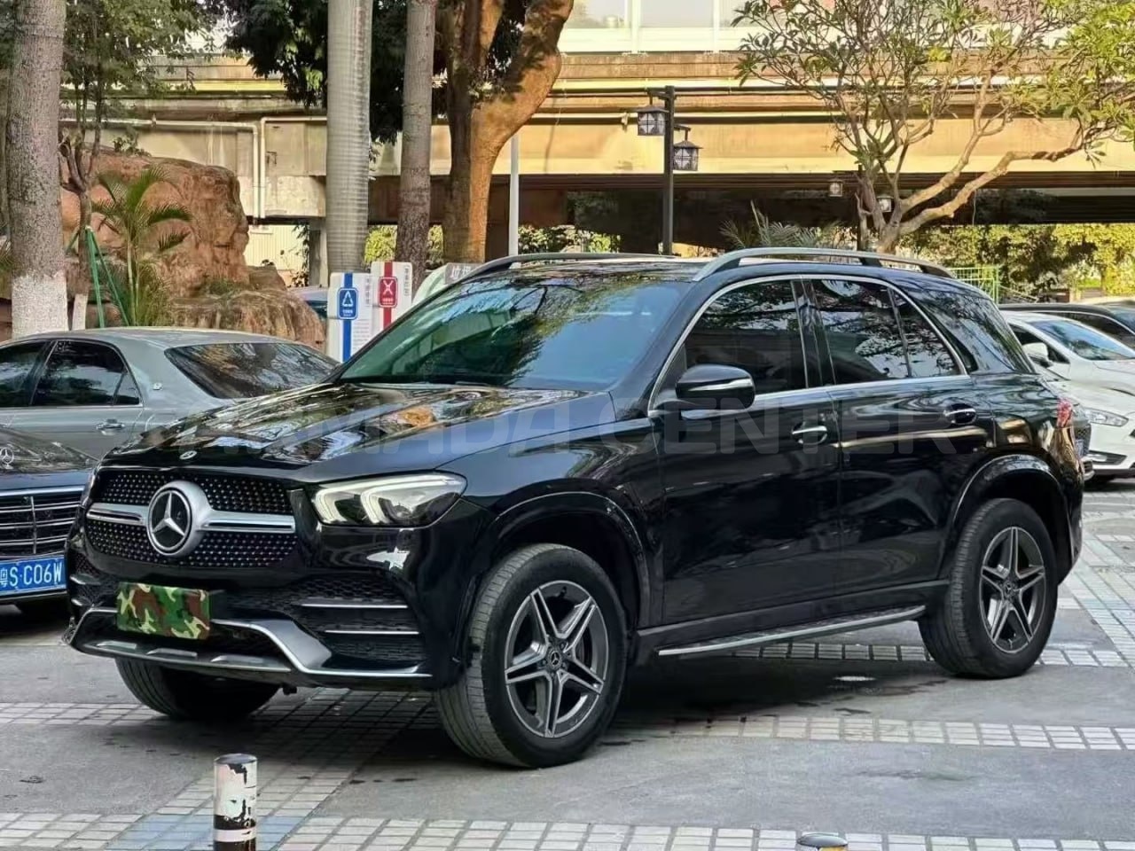 Mercedes GLE 450 4MATIC Dynamic Edition Front View