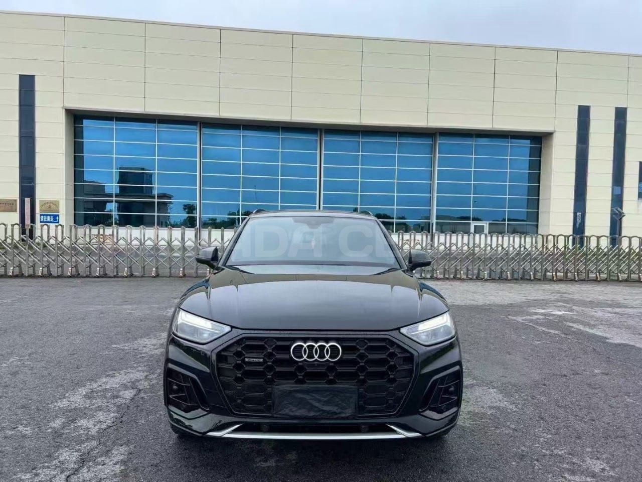 Audi Q5 40T Luxury Dynamic Edition 2023 Front View