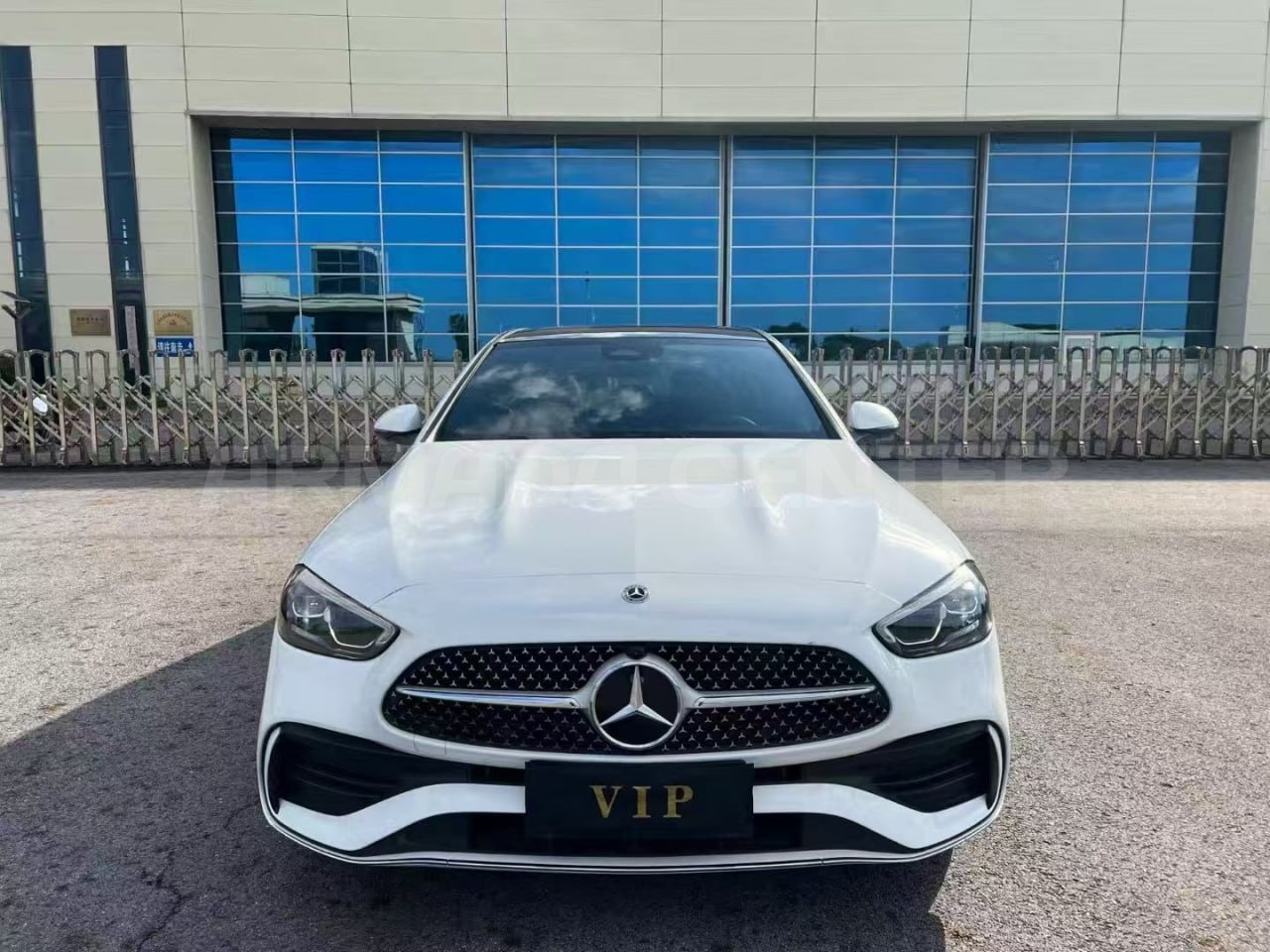 Mercedes-Benz C 260 L 2025 Front View