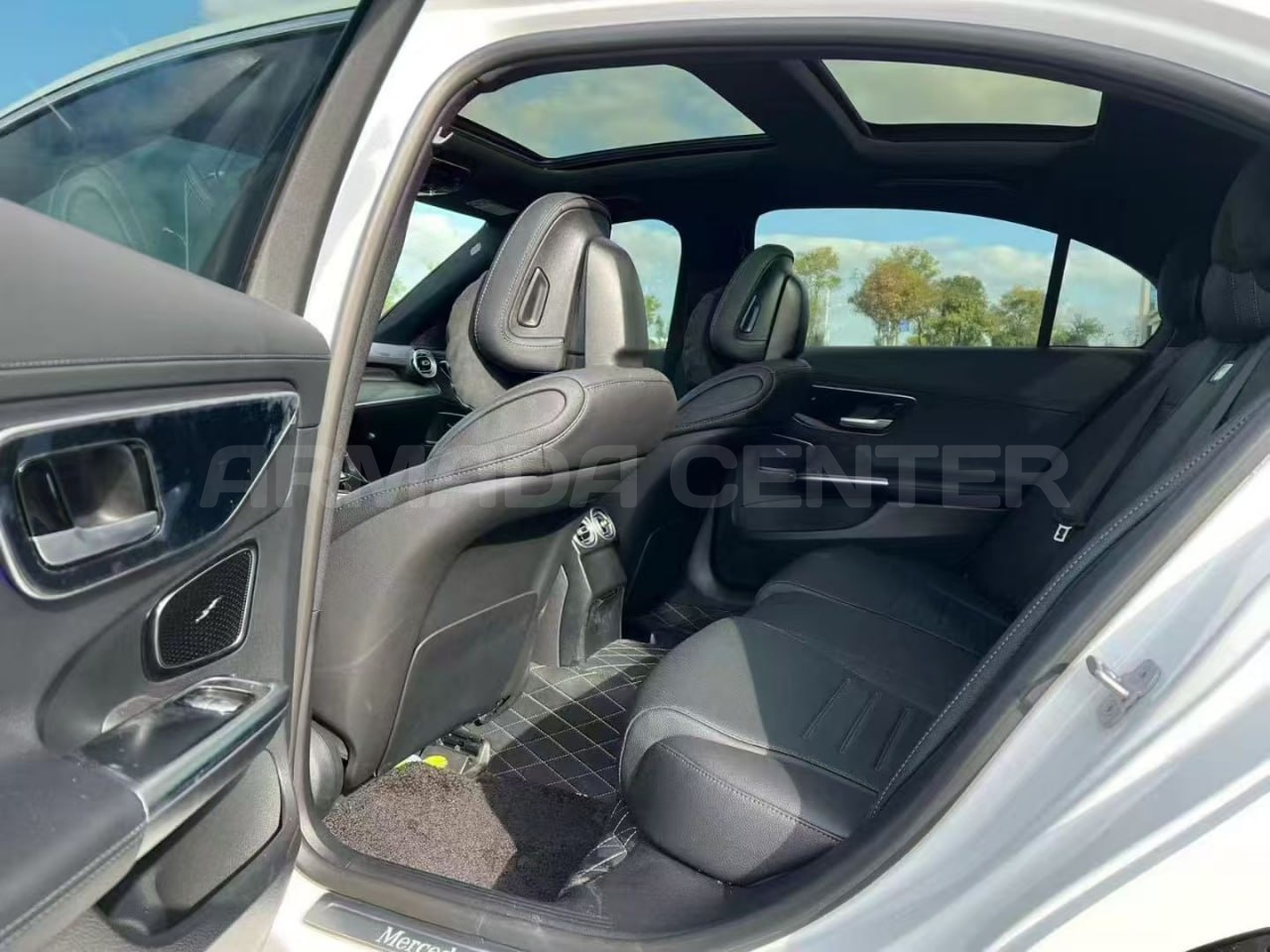 Mercedes-Benz C 260 L 2025 Additional View 3