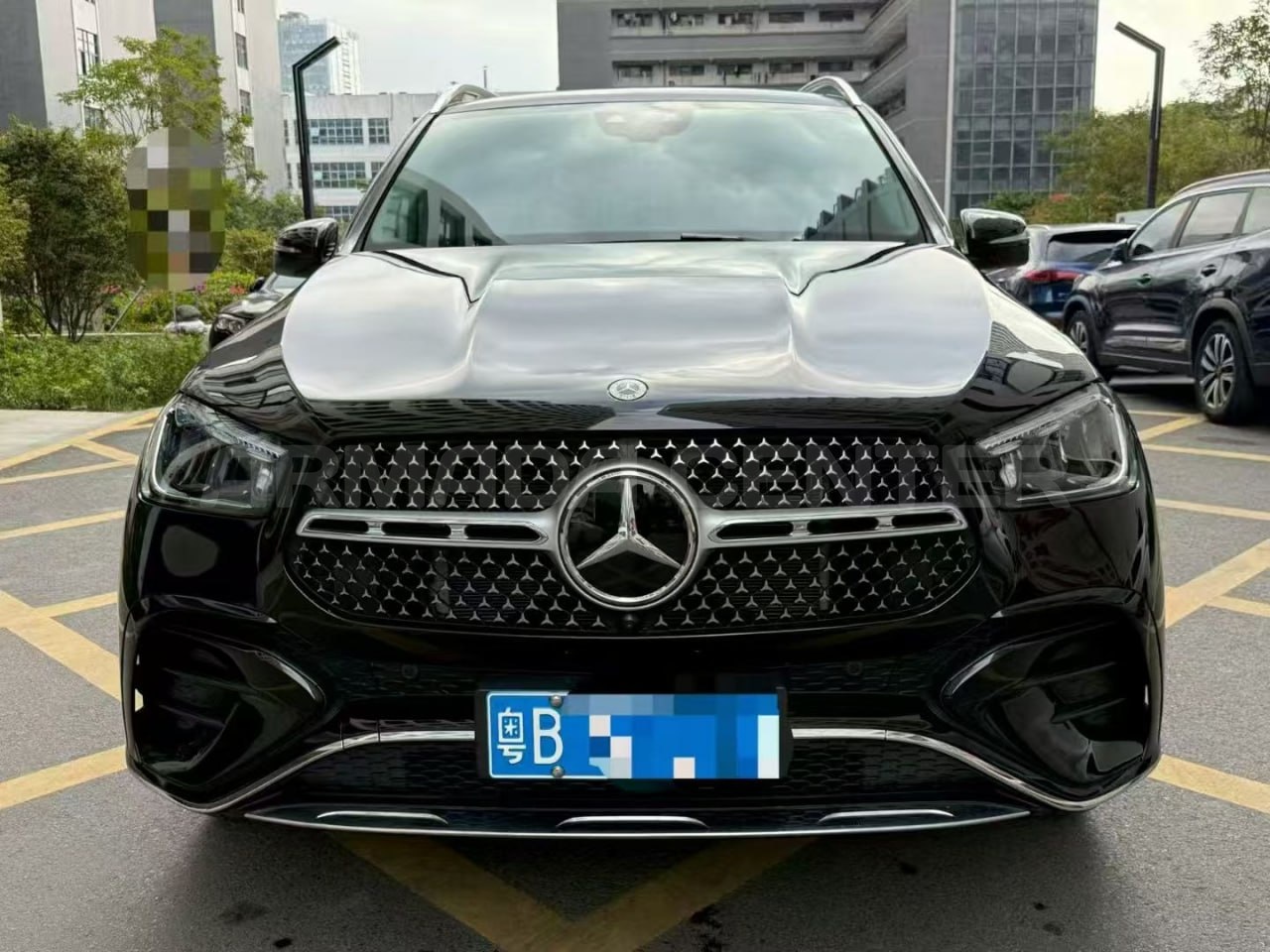 Mercedes GLE 350 4MATIC Dynamic Edition 2023 Side View