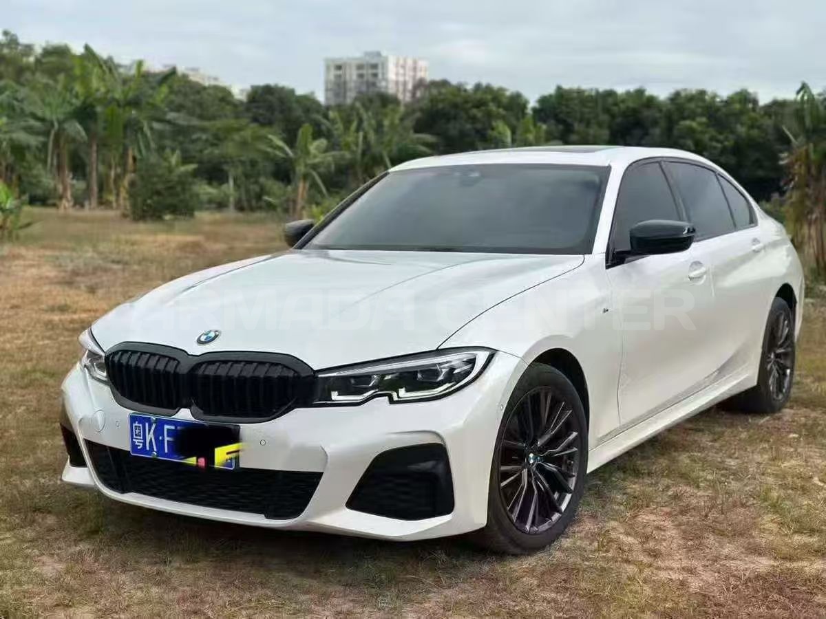 BMW 325Li M Sport Package 2022 Side View