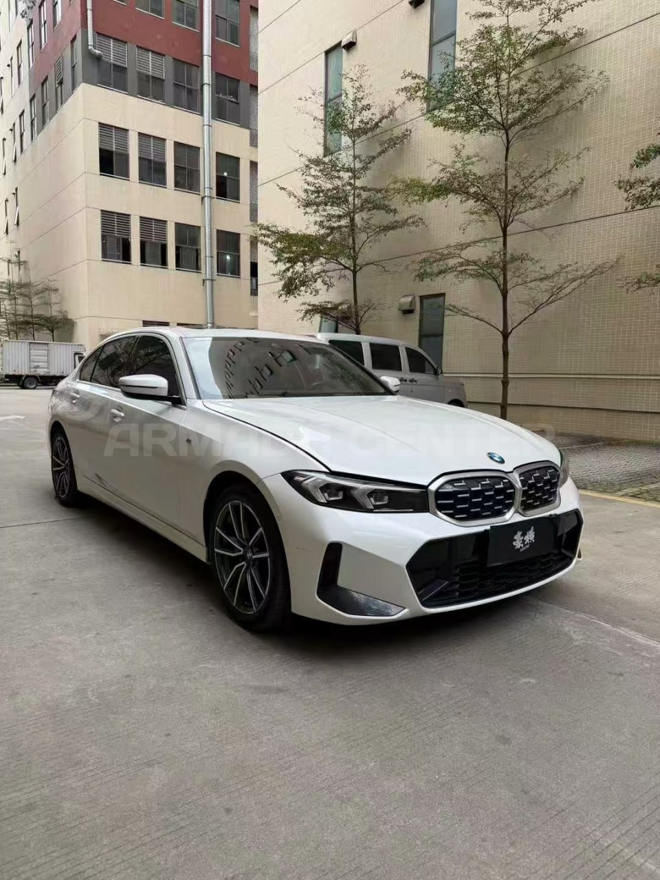 BMW 325Li M Sport Package 2022 Side View