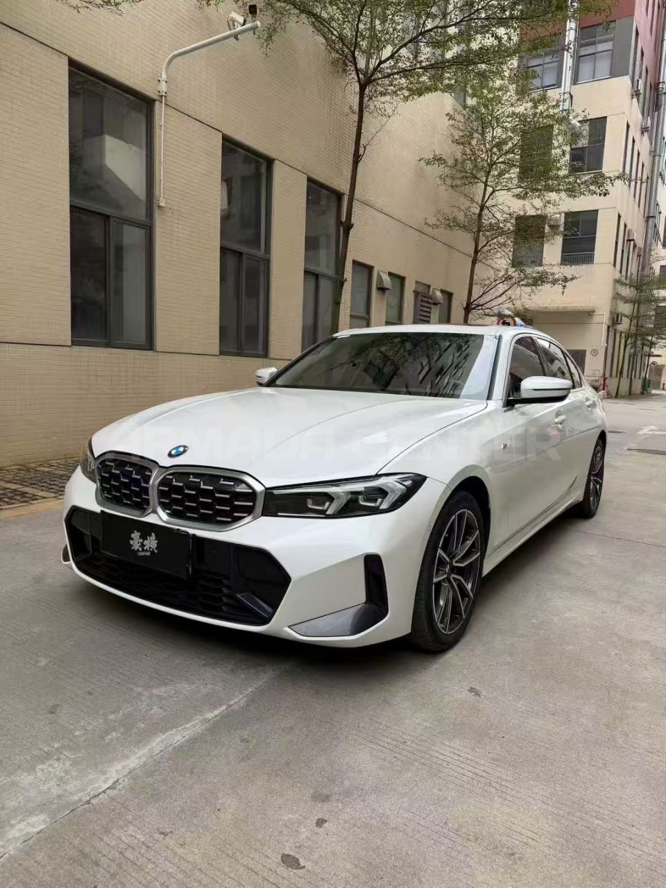 BMW 325Li M Sport Package 2022 Front View