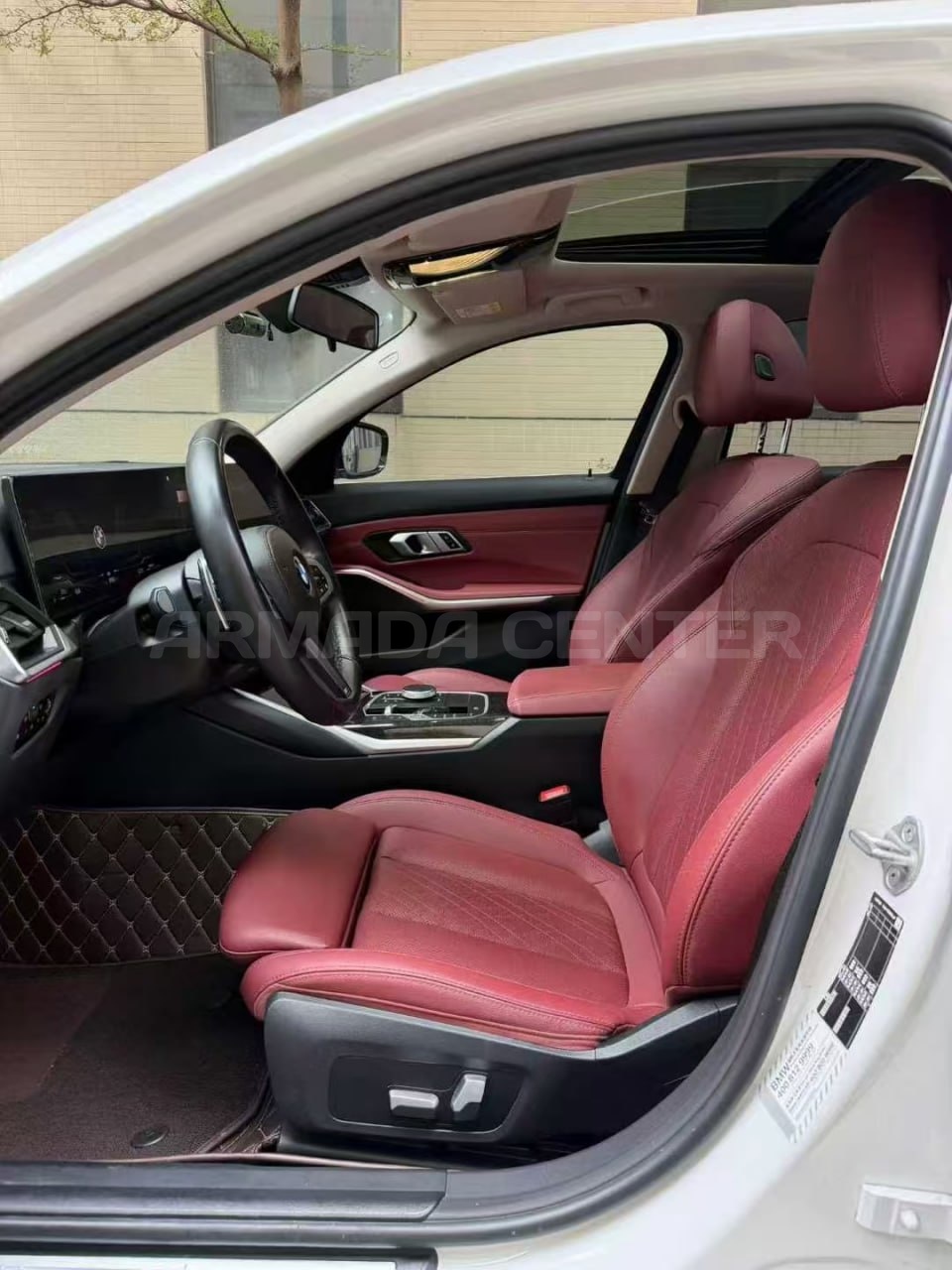 BMW 325Li M Sport Package 2022 Detail View