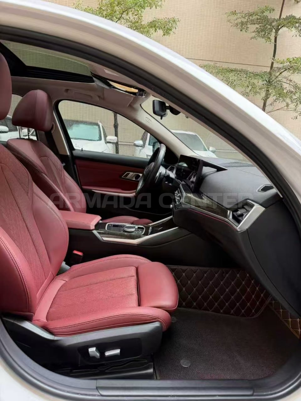 BMW 325Li M Sport Package 2022 Engine