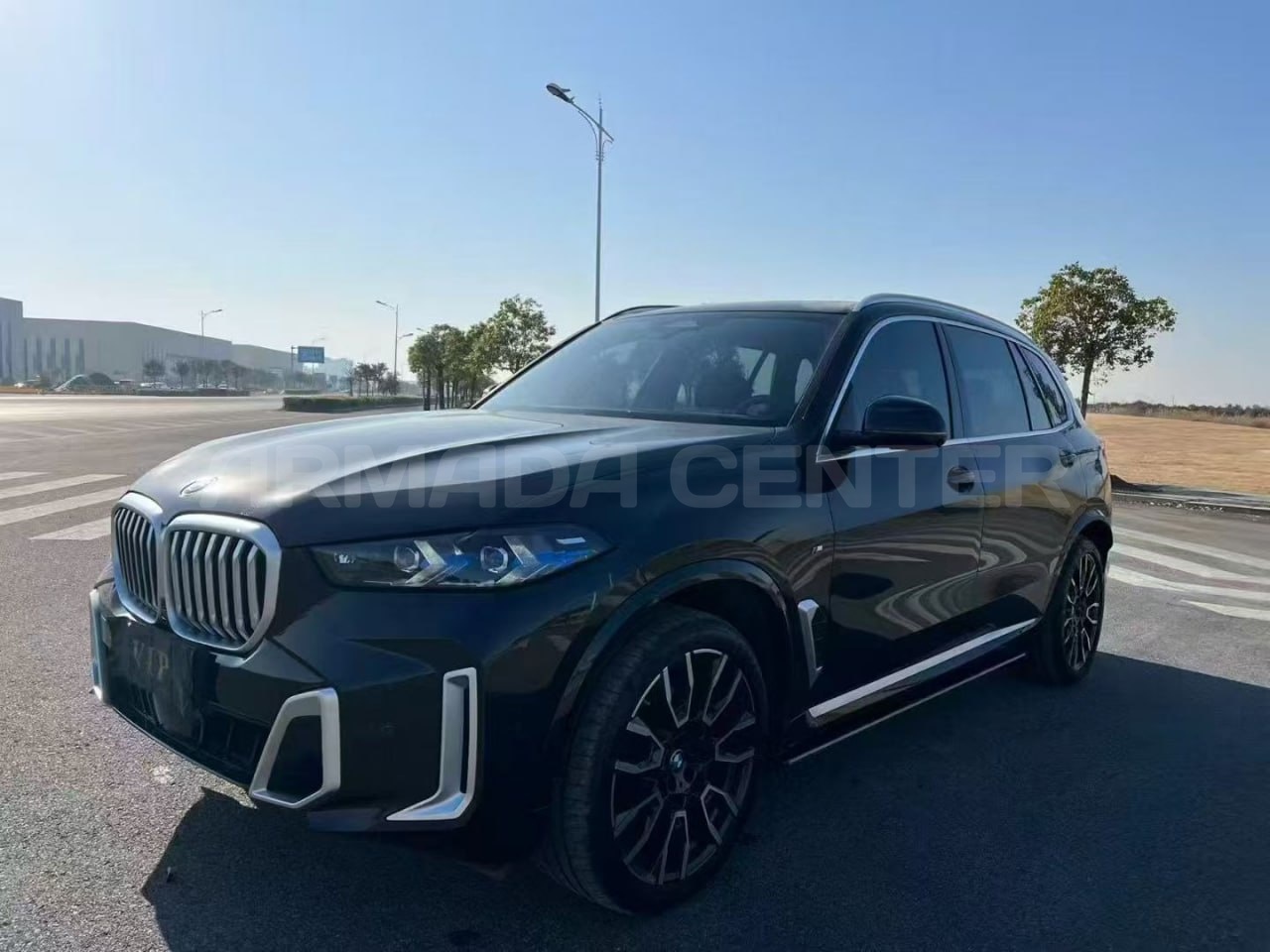 BMW X5 xDrive 40Li M Sport Night Package Front View