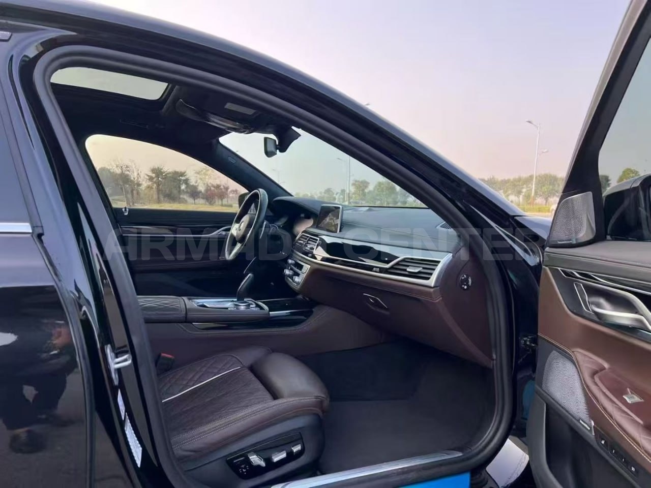 BMW 740Li xDrive Executive Detail View 3