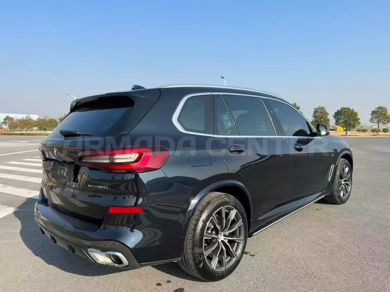 BMW X5 xDrive30Li Premium M Sport Package 2023 Rear View