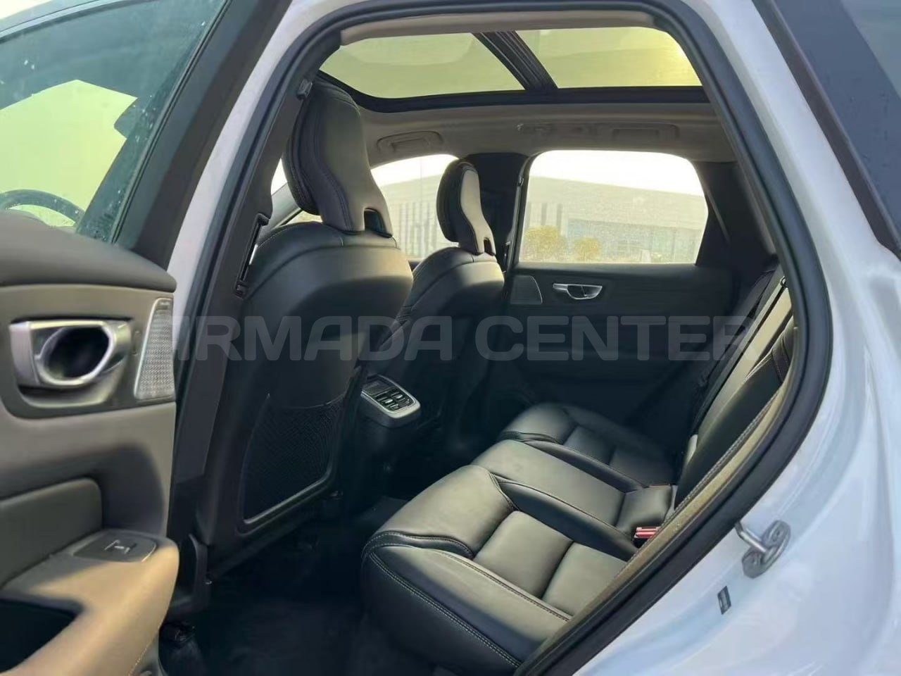 Volvo XC60 B5 Quadruple Elite Edition Detail 4