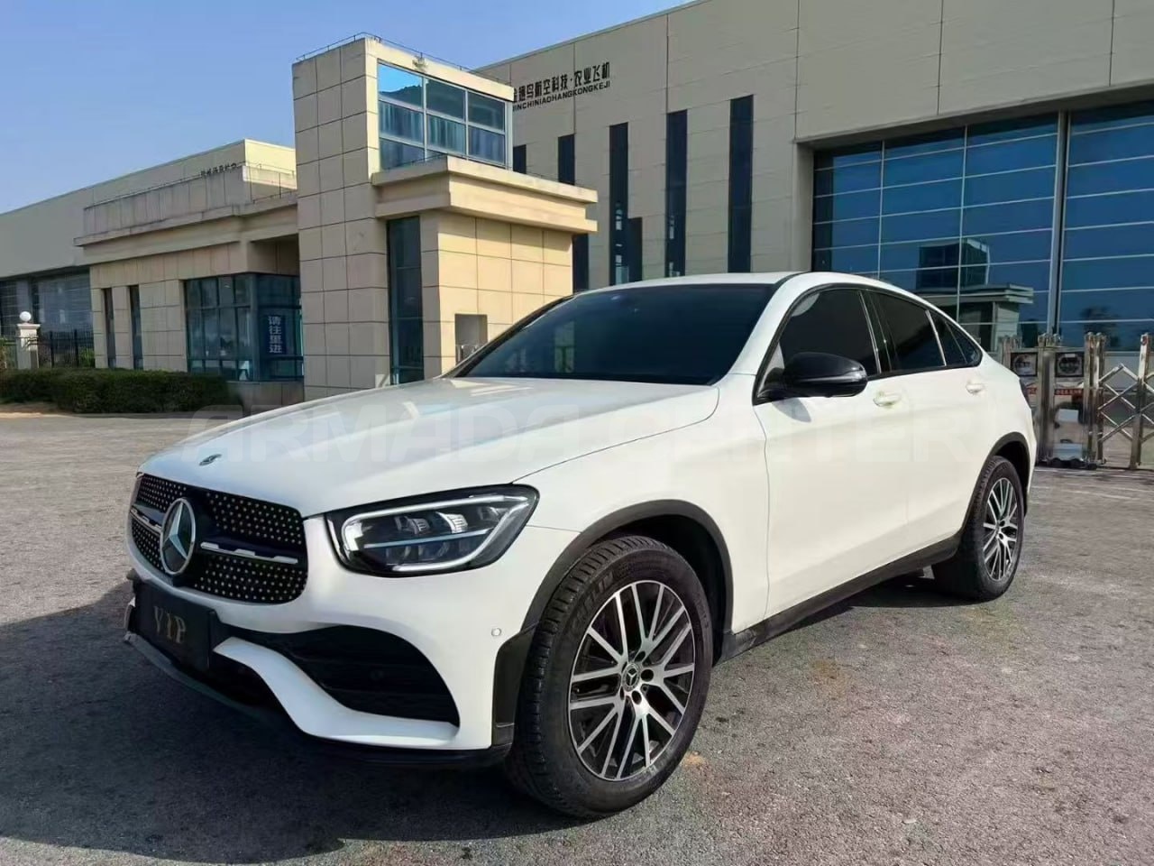 Mercedes-Benz GLC 260 4MATIC Coupe 2023 Front View