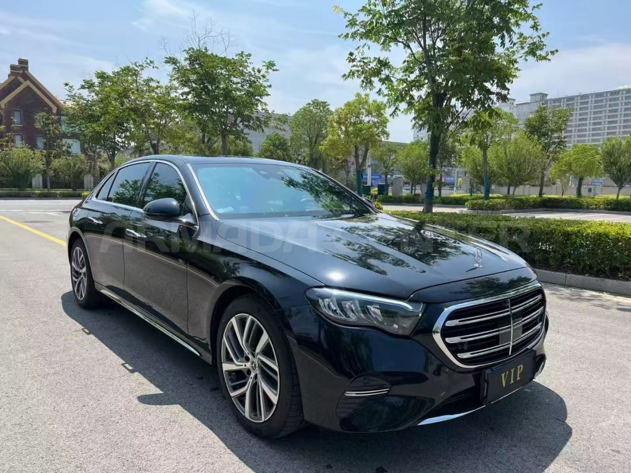 Mercedes-Benz E 300L Stylish Edition 2023 Side View