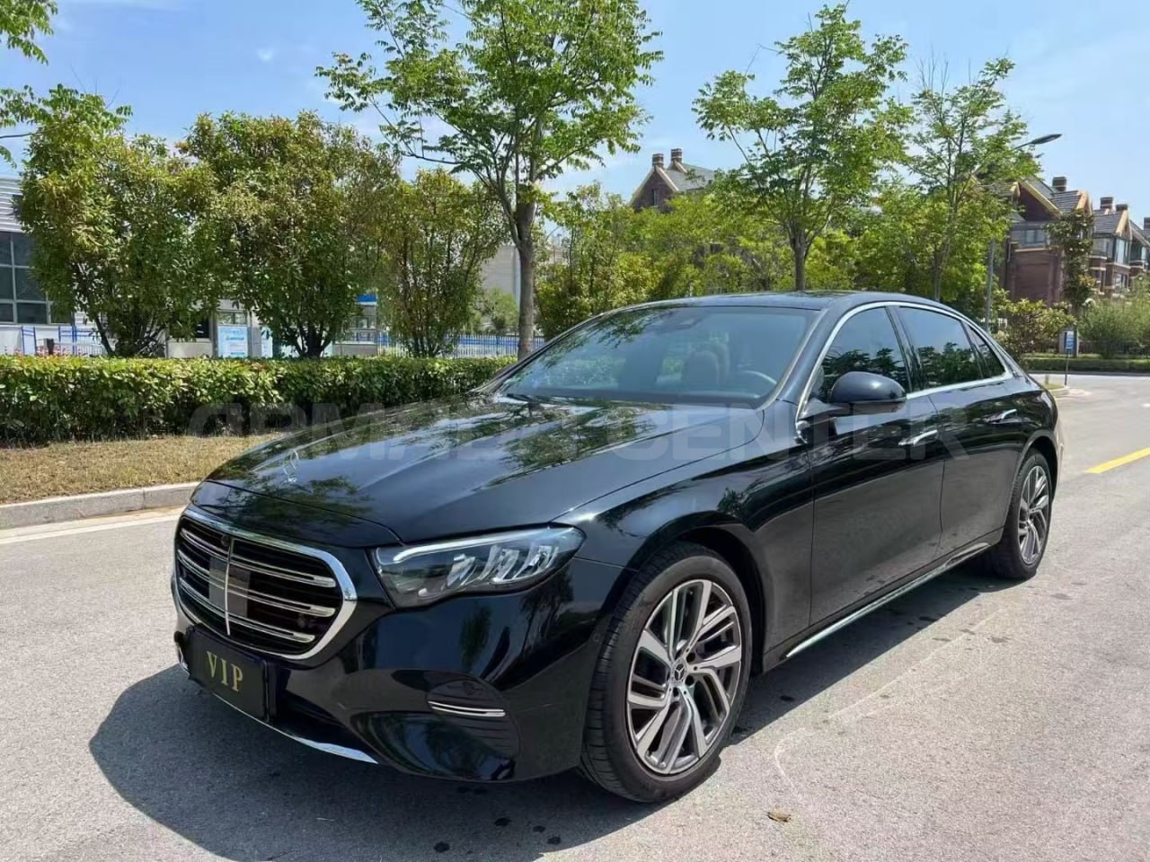 Mercedes-Benz E 300L Stylish Edition 2023 Front View