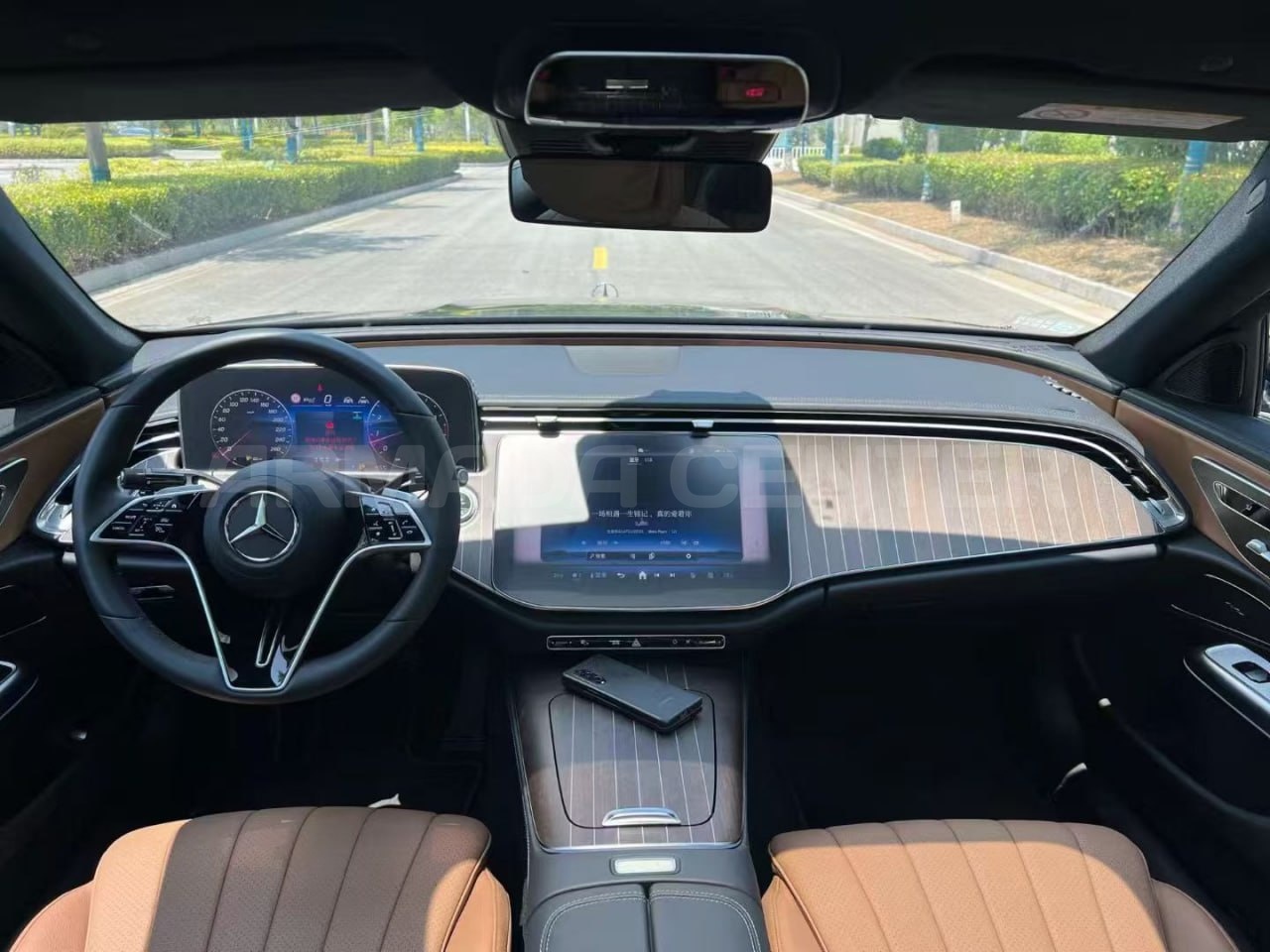 Mercedes-Benz E 300L Stylish Edition 2023 Detail View 2