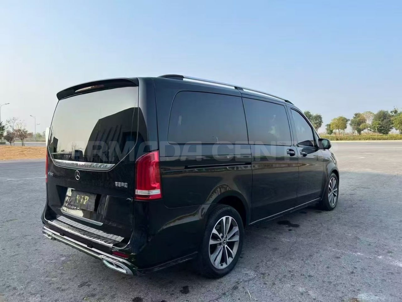 Mercedes-Benz V 260 Prestige Edition Rear View
